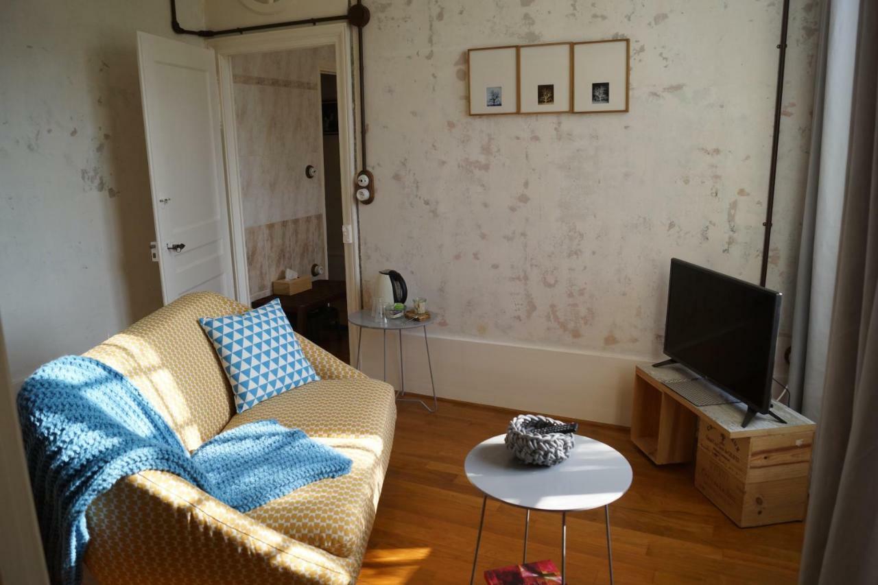 Domaine De Saint Loth' Bed & Breakfast Bagian luar foto